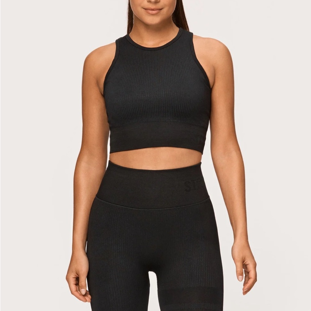 Stronger ribbed crop top
